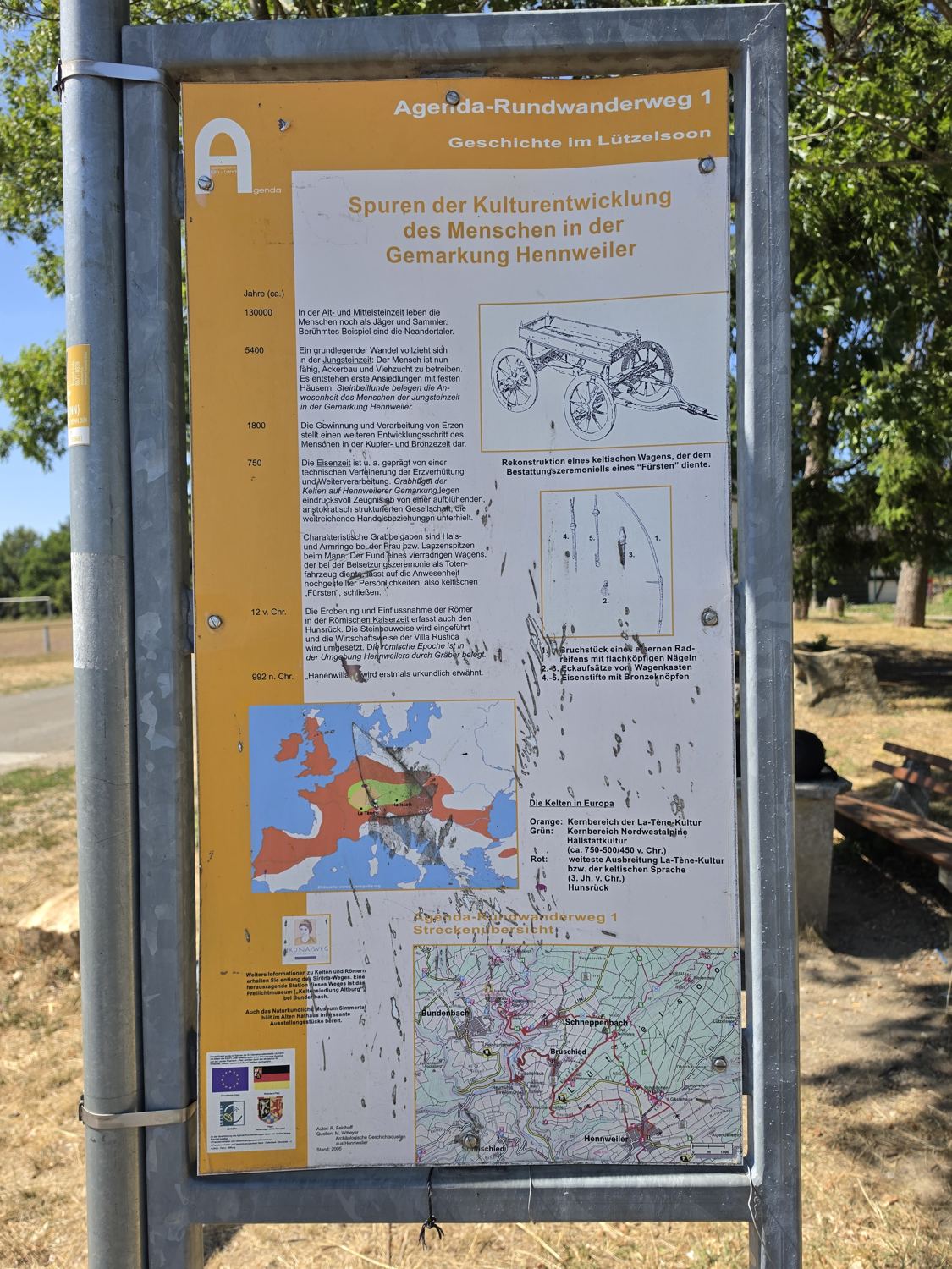 Infotafel über Kelten, Römer und die Kulturentwicklung in der Gemarkung Hennweiler